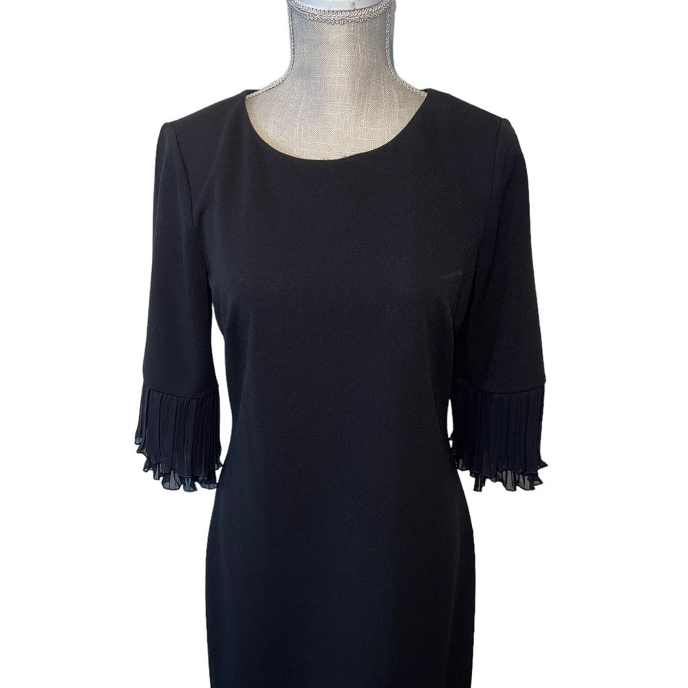 Glamour Black Pleated Bell Sleeve Sheath Dress With Zipper Size 8 NWT - Picture 3 of 5